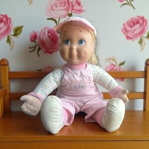 Vintage 1986 Playskool Hasbro My Buddy Kid Sister Doll Blonde Hair Blue Eyes Hat